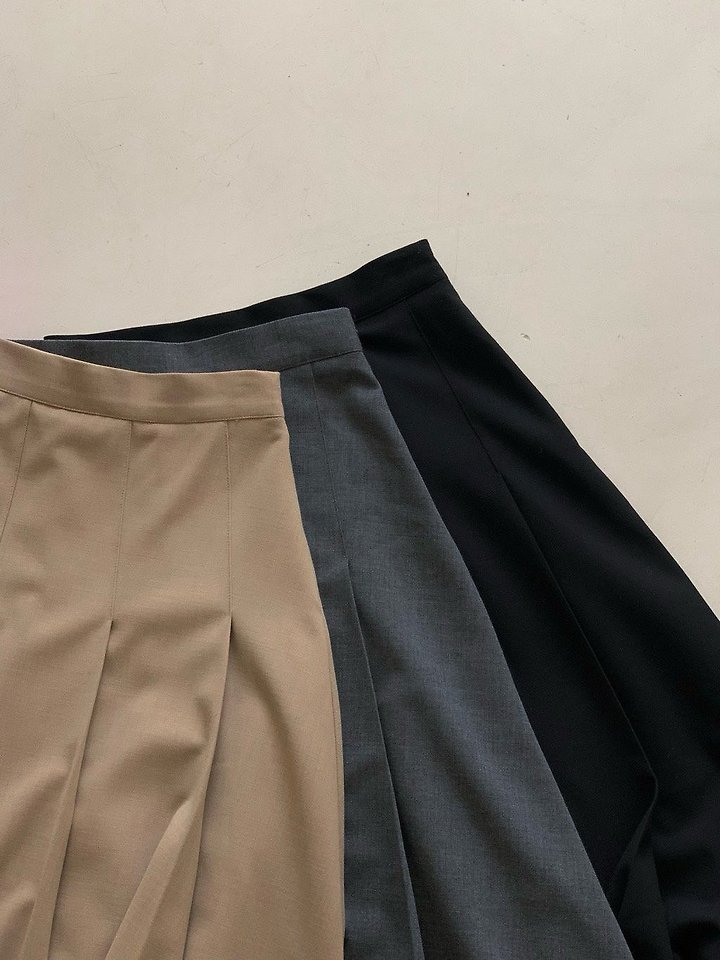 Wool pleats skirt   by Moani for Women - view 7