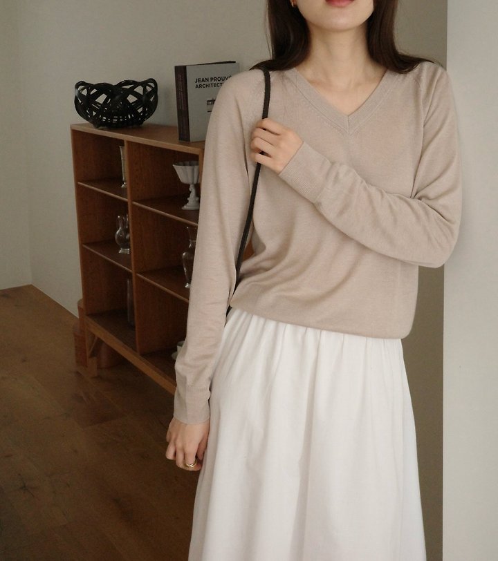 Silk wool V neck knit by Moani for Women - view 7