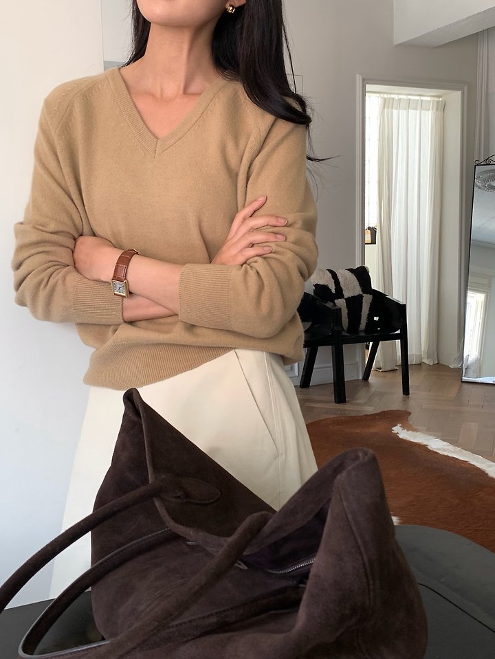 V neck wool cashmere knit by Moani for Women - view 7