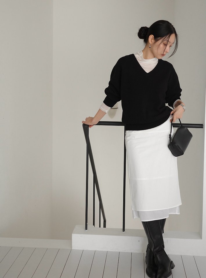 wool cashmere V neck lobe knit by Moani for Women - view 2