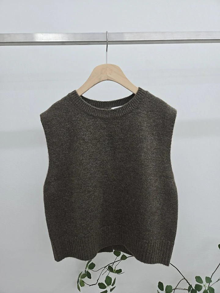 Back Slit Vest by Most for Women - view 6