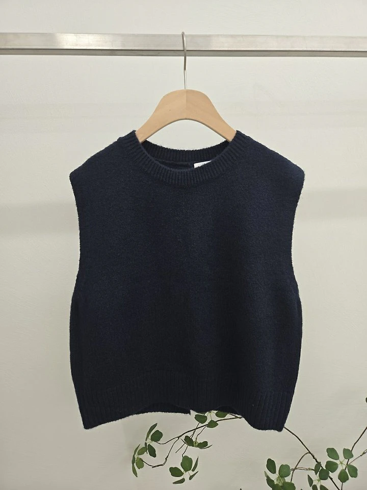 Back Slit Vest by Most for Women - view 7