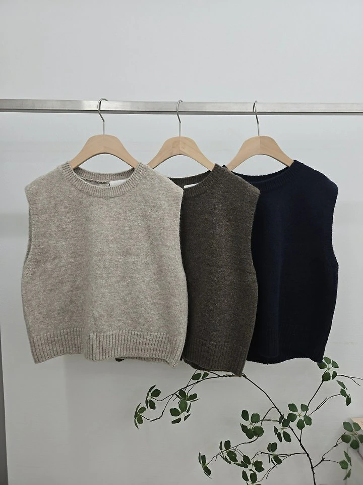 Back Slit Vest by Most for Women - view 8
