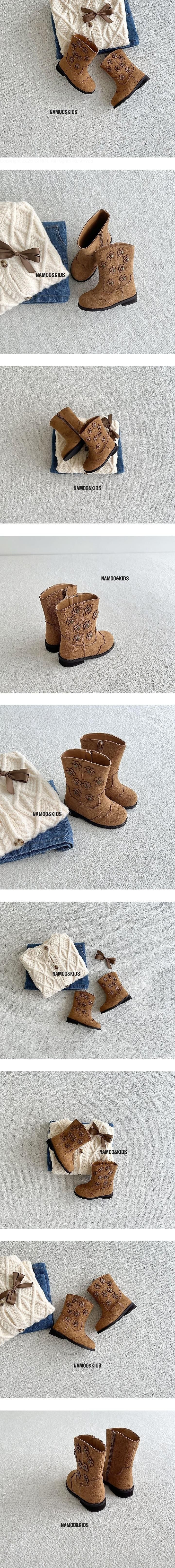 Naru Flower Suede Boots by Namoo & Kids for Child - view 1