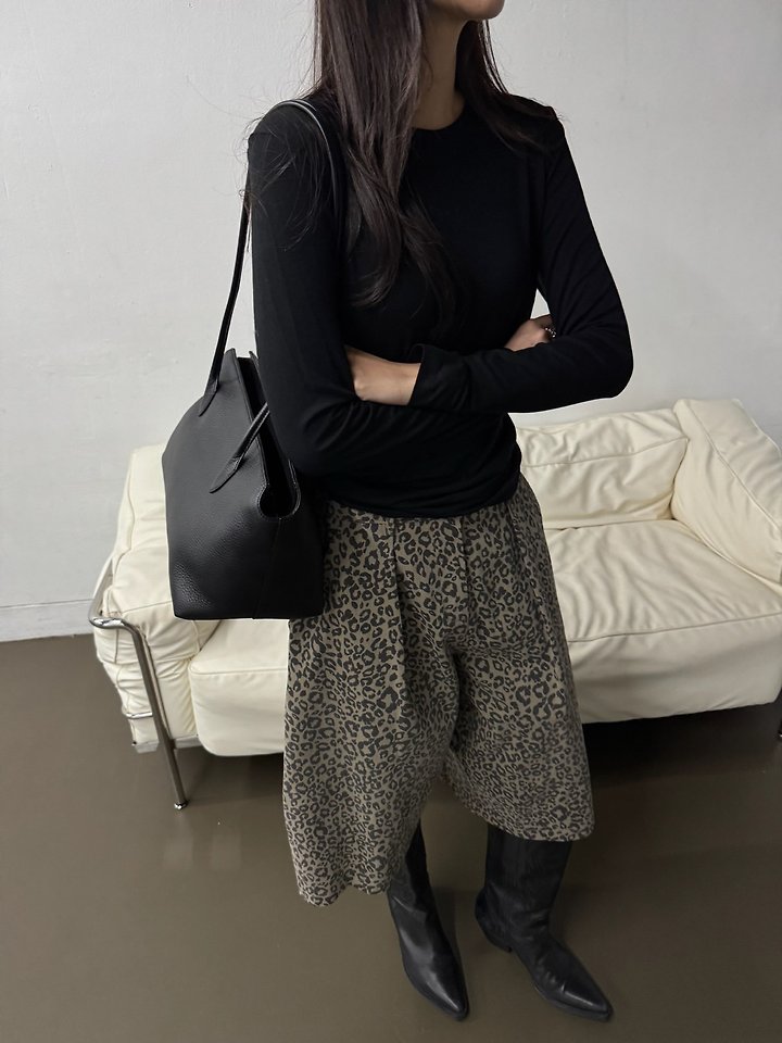 Ash Wool Tee by Neroli36 for Women - view 4
