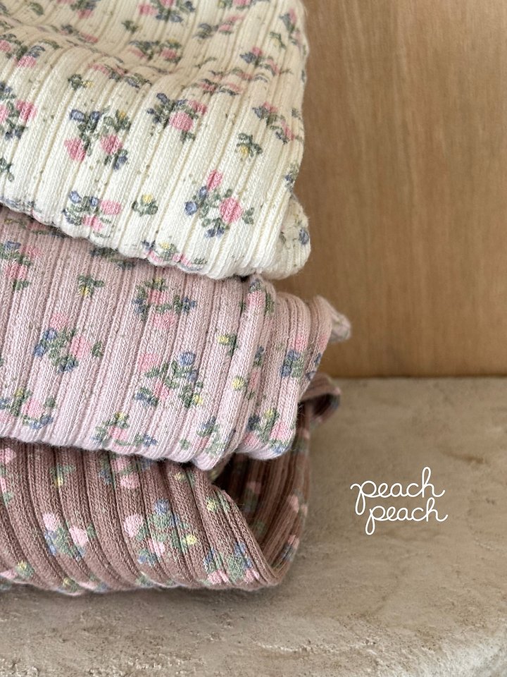 Bouquet Leggings by Peach Peach for Child - view 7