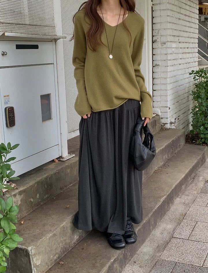Cashmere V-neck Knit Pullover by Pomelo for Women - view 2