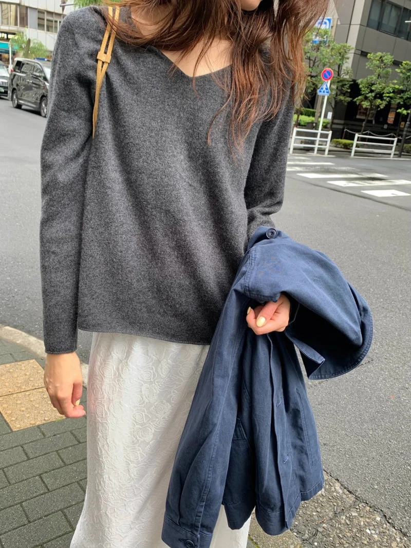 Cashmere V-neck Knit Pullover by Pomelo for Women - view 11