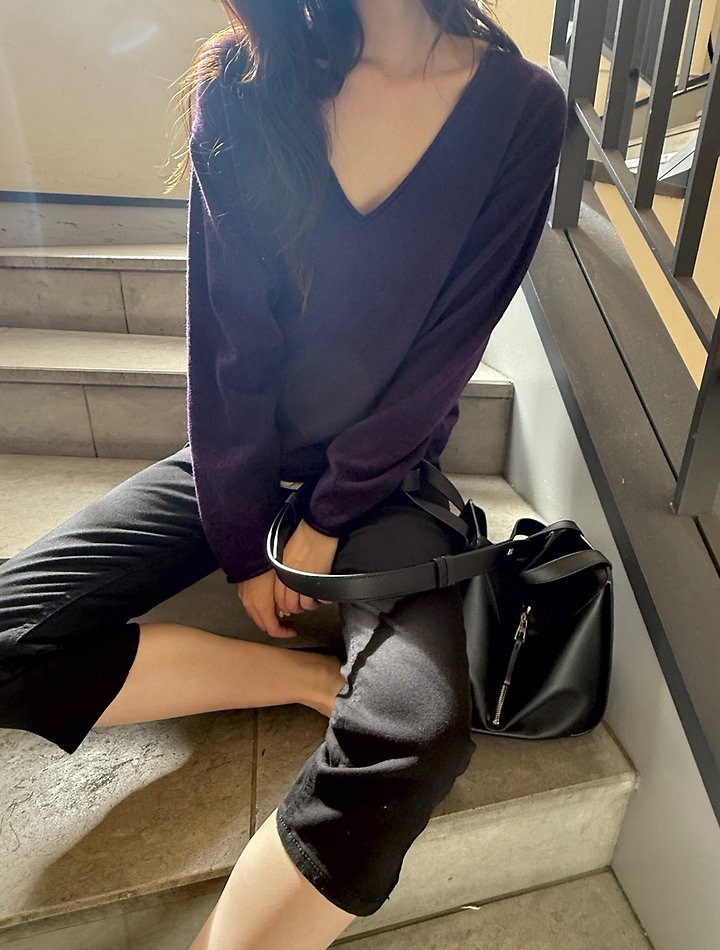 Deep V-neck Knit Pullover by Pomelo for Women - view 5