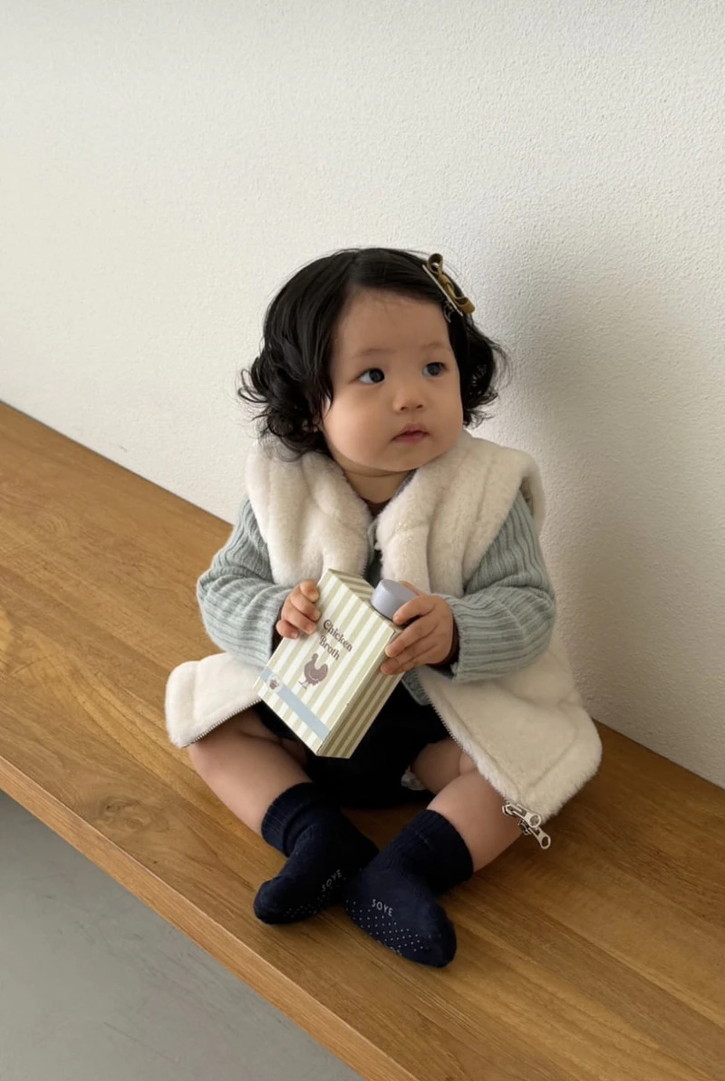 Bebe Prim Vest by Soye for Baby - view 1