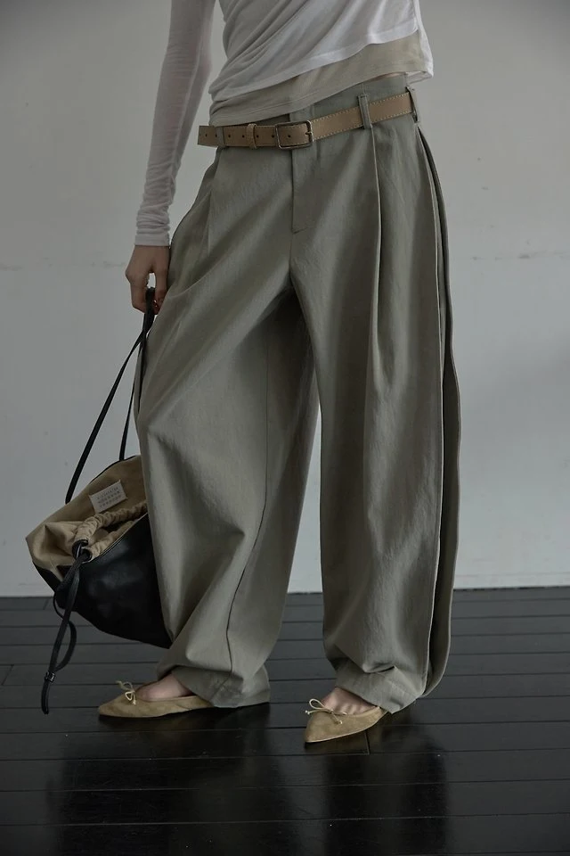 Volume Pants by Uoov for Women - view 5