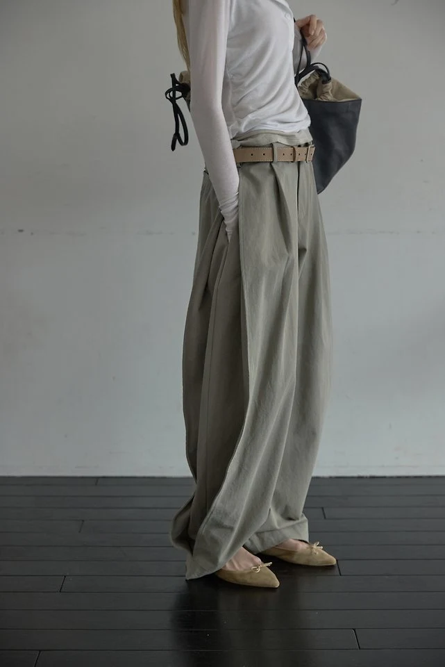 Volume Pants by Uoov for Women - view 2