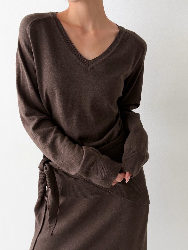 City V-neck Pullover by Yikho for Women - view 10