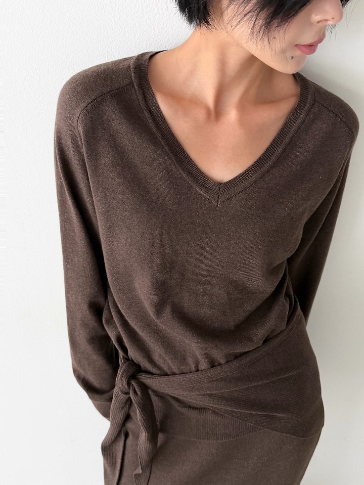 City V-neck Pullover by Yikho for Women - view 8