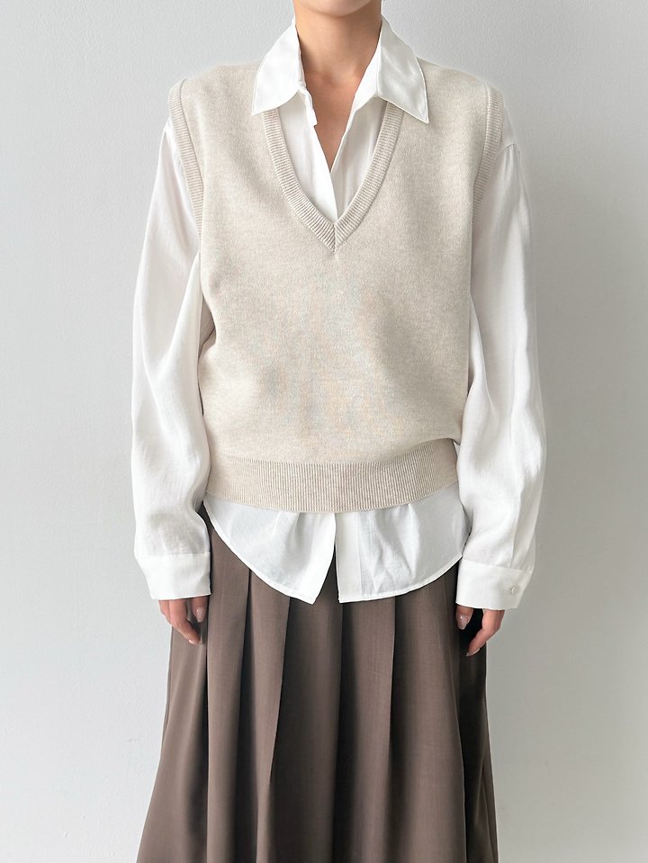 Daily Vest by Yikho for Women - view 9