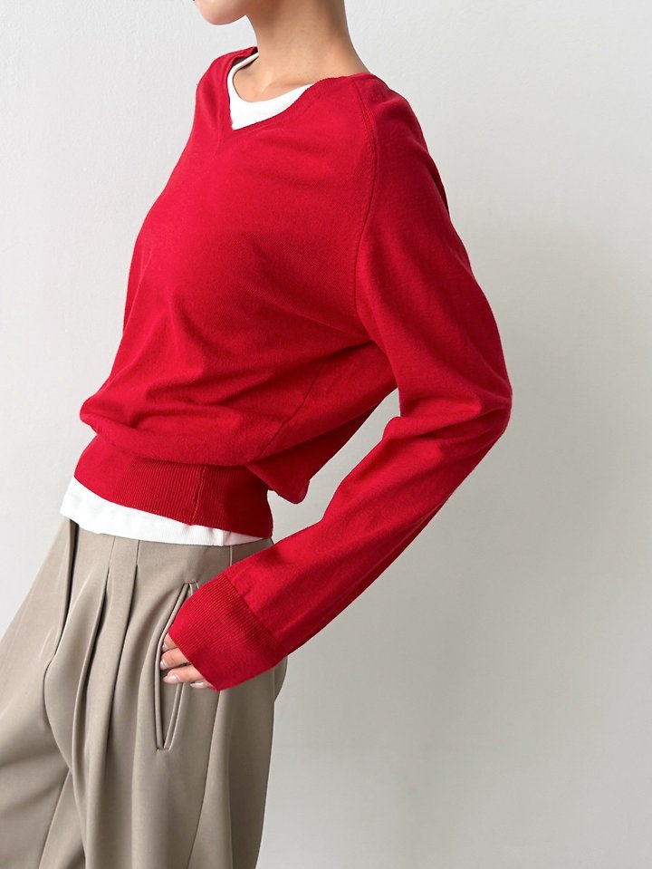 City V-neck Pullover by Yikho for Women - view 5