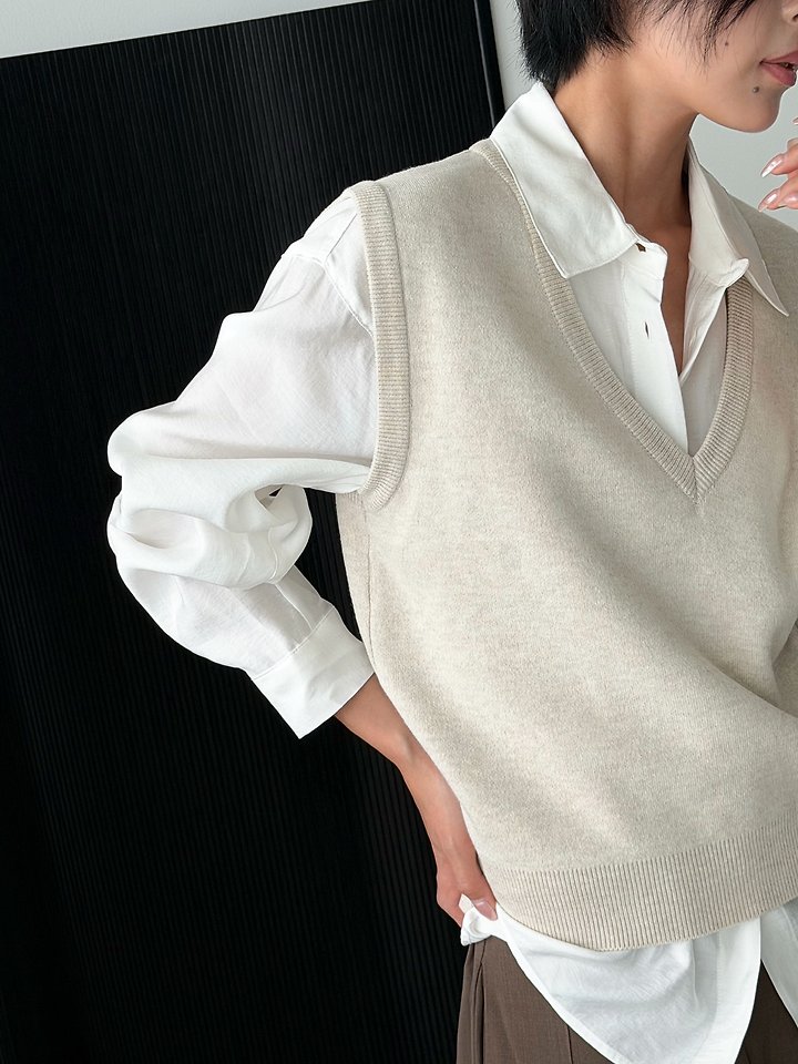 Daily Vest by Yikho for Women - view 5