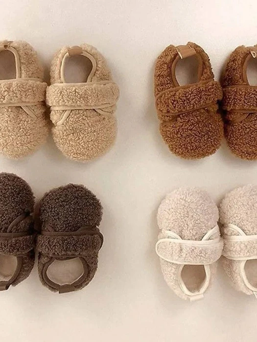 Mini Fleece Mare Shoes Mini Fleece Mare Shoes by Ante J for Child - catalog view