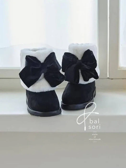 Winter Ribbon Boots Winter Ribbon Boots by Babyzzam for Child - catalog view