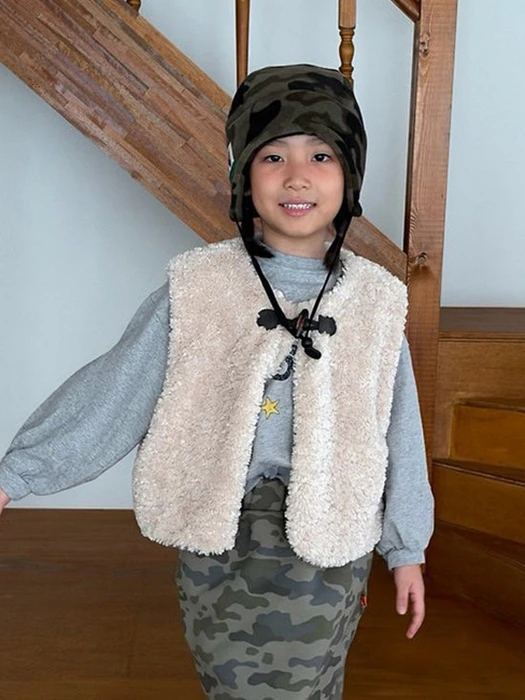 Moscow Vest Moscow Vest by Cantucci Studio for Child - catalog view
