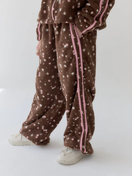 Rosé Fleece Pants Rosé Fleece Pants by Lilas for Child - catalog view
