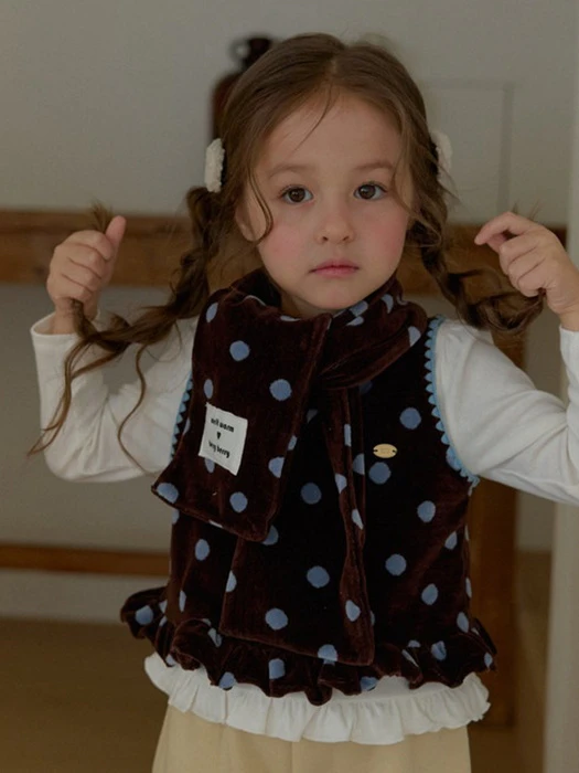 Churros Marshmallow Vest Churros Marshmallow Vest by Berry Berry for Child - catalog view