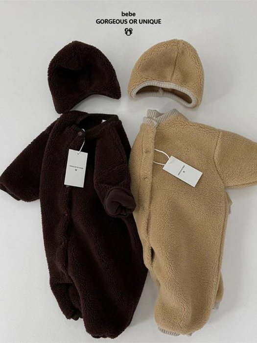 Bebe Chichi Fur Suit Hat Set Bebe Chichi Fur Suit Hat Set by Go;u for Baby - catalog view