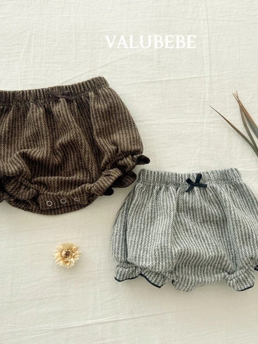 Herringbone Frill Pumpkin Pants Herringbone Frill Pumpkin Pants by Valu Bebe for Baby - catalog view
