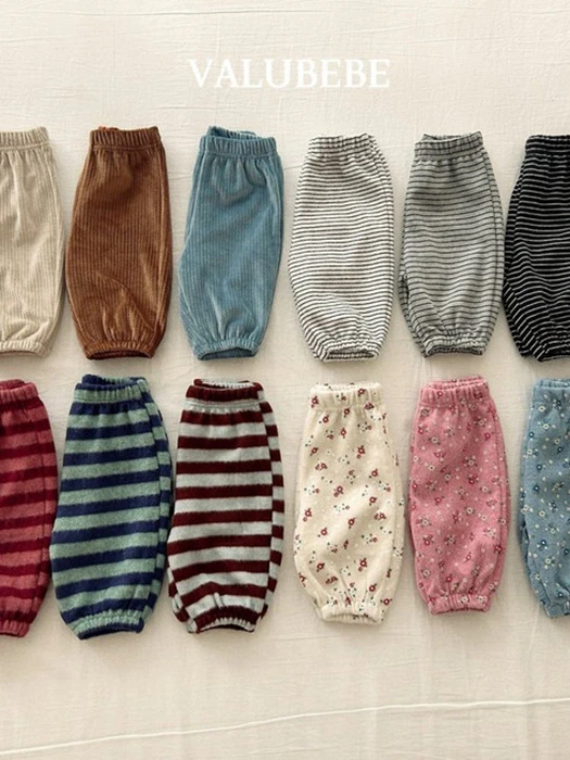 Winter Embossed Pants 26 Winter Embossed Pants 26 by Valu Bebe for Baby - catalog view