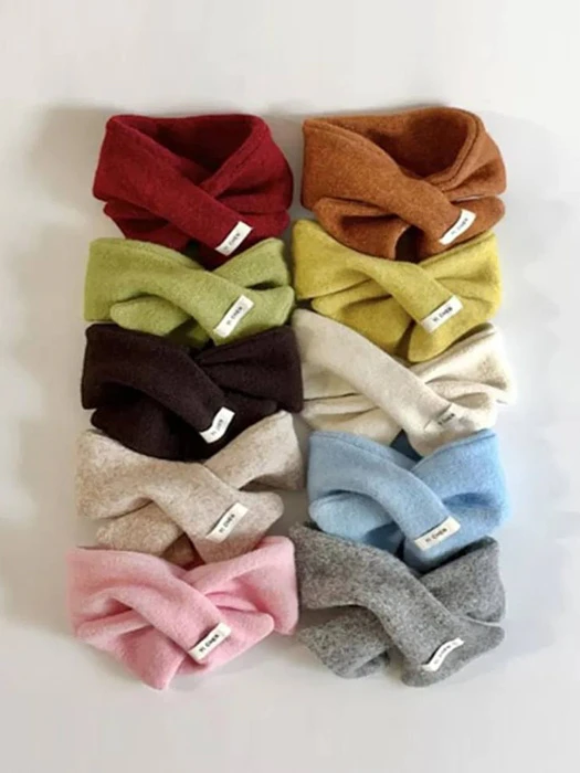 Petit Soft Muffler by Io for Child - catalog view
