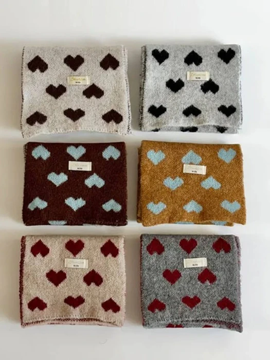 Lovely Heart Muffler Lovely Heart Muffler by Io for Child - catalog view