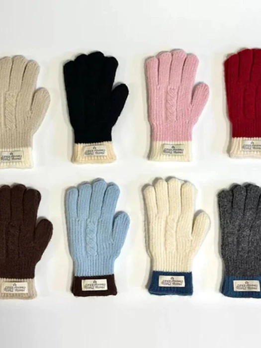 Heart Emblem Gloves Heart Emblem Gloves by Io for Child - catalog view