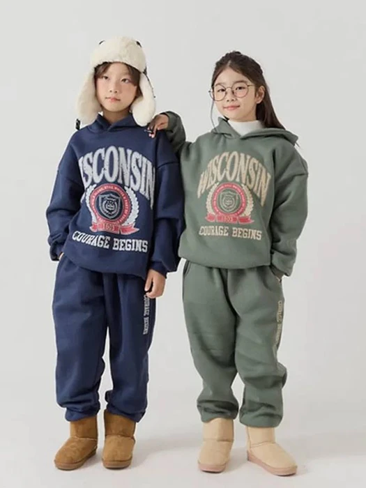 Scone Top & Bottom Set (Fleece) Scone Top & Bottom Set (Fleece) by Ggomenge for Child - catalog view