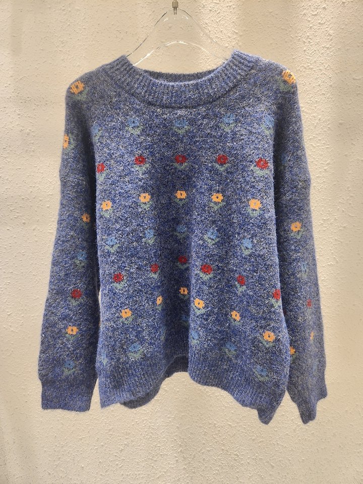 Flower Round Knit by Another Plan for Women - view 3