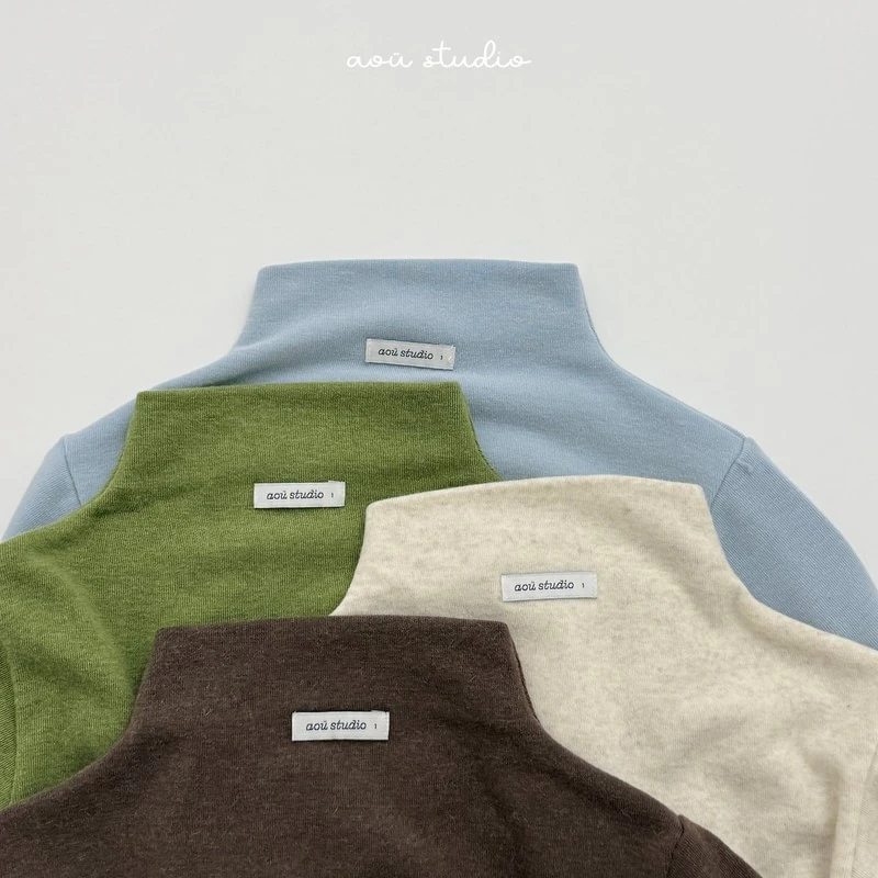 Huyu Turtleneck by Aou Studio for Child - view 12