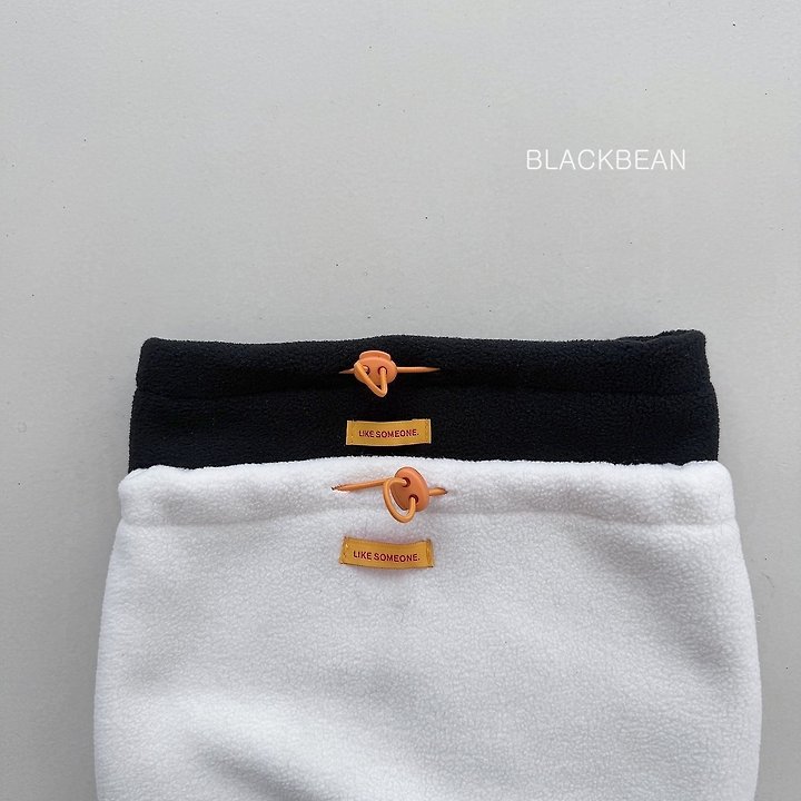 Winter Neck Warmer by Black Bean for Child - view 4