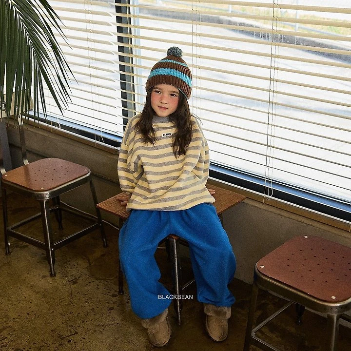 Great Sweatshirt by Black Bean for Child - view 8