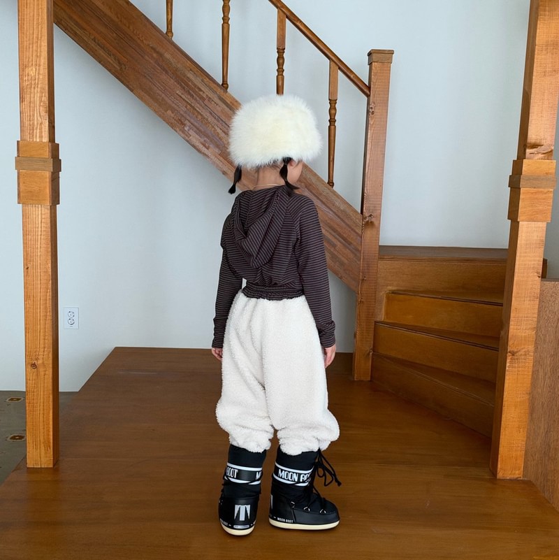 Muju Fur Pants by Cantucci Studio for Child - view 8