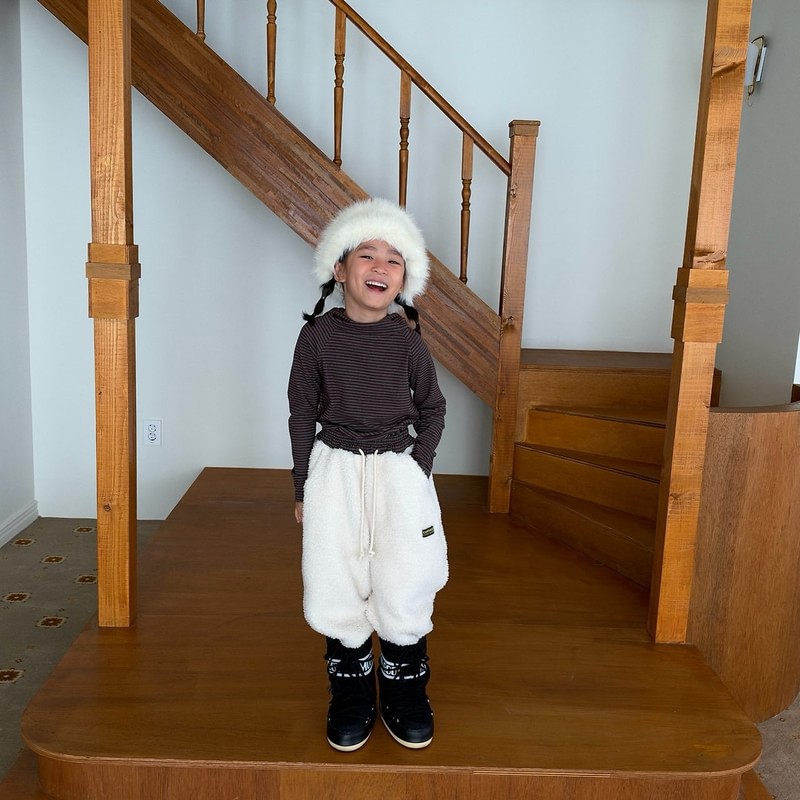 Muju Fur Pants by Cantucci Studio for Child - view 10