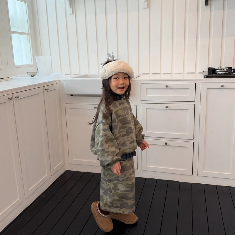 Prim Cargo Sweatshirt by Cantucci Studio for Child - view 10