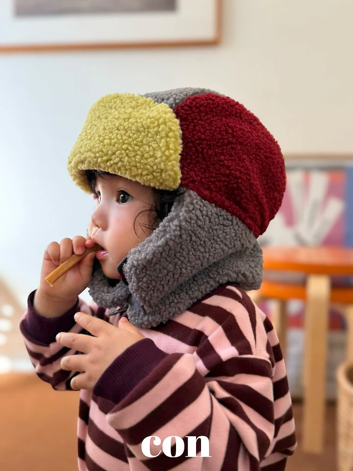 Toy Fleece Bucket Hat by Con for Baby - view 4