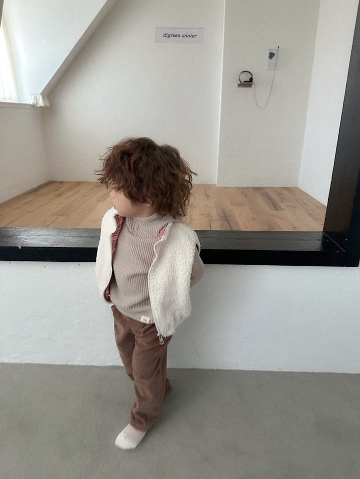 Reversible Vest by Digreen for Child - view 12