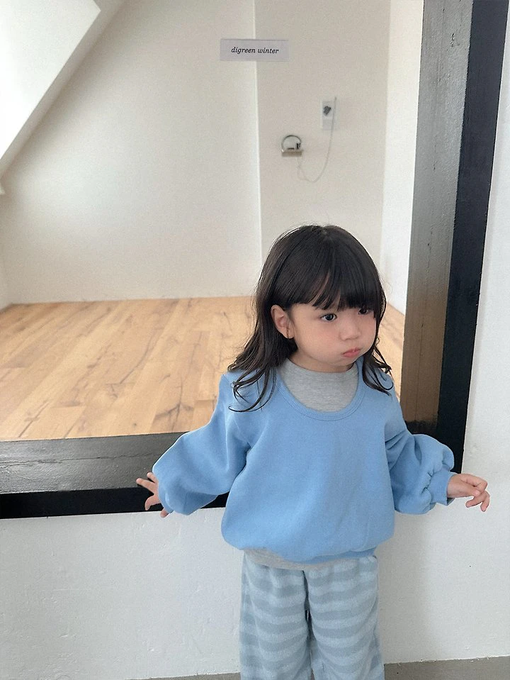 Deep U-Neck Sweatshirt by Digreen for Child - view 11