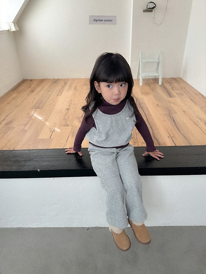 Moel Vest by Digreen for Child - view 9