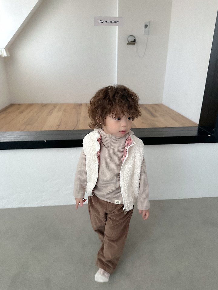 Reversible Vest by Digreen for Child - view 5