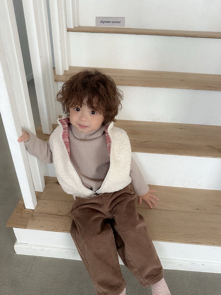 Reversible Vest by Digreen for Child - view 8