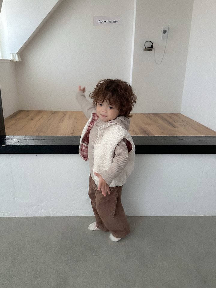 Reversible Vest by Digreen for Child - view 6