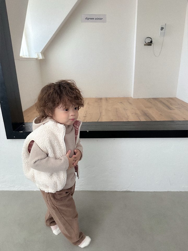 Reversible Vest by Digreen for Child - view 7