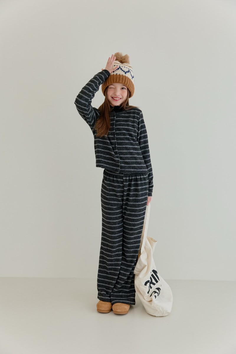 Boucle Peach Cardigan by Dore Dore for Child - view 10