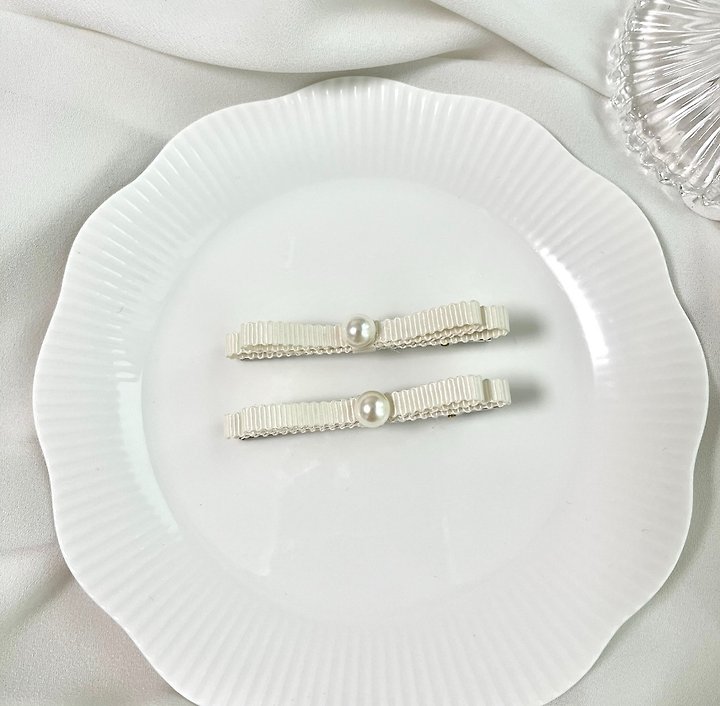 Kayla Pearl Ribbon Pin (2set) by Eeiitt for Women - view 4